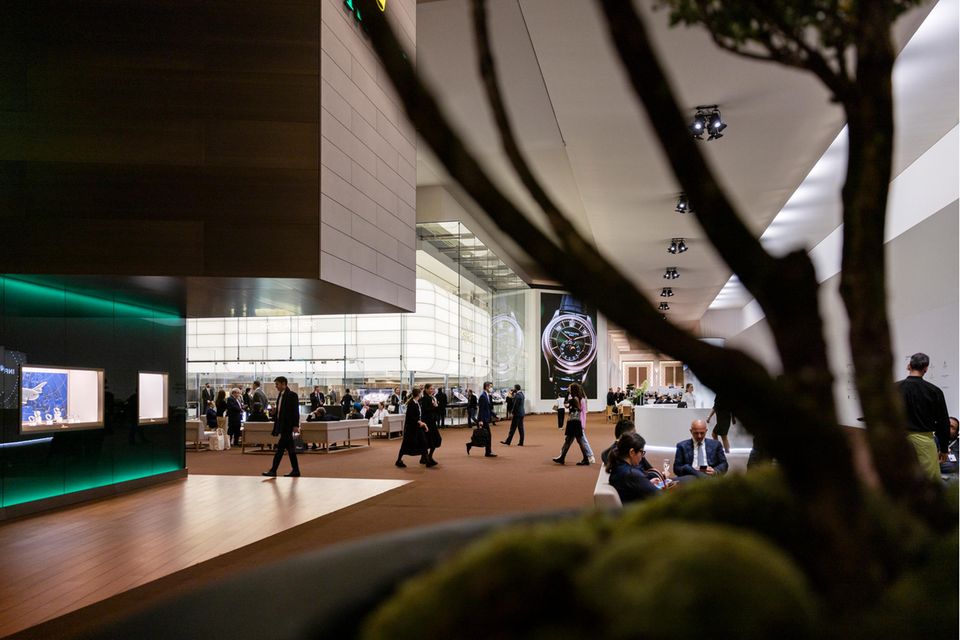 Fast wie früher: Die Stimmung auf der diesjährigen Uhrenmesse Watches & Wonders in Genf war bei Ausstellern wie Besuchern gleichermaßen positiv.