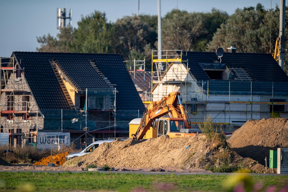 Baustellen von neuen Wohnhäusern im nordrhein-westfälischen Telgte