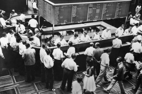 Blick in den Handelssaal der Frankfurter Börse im Jahr 1959
