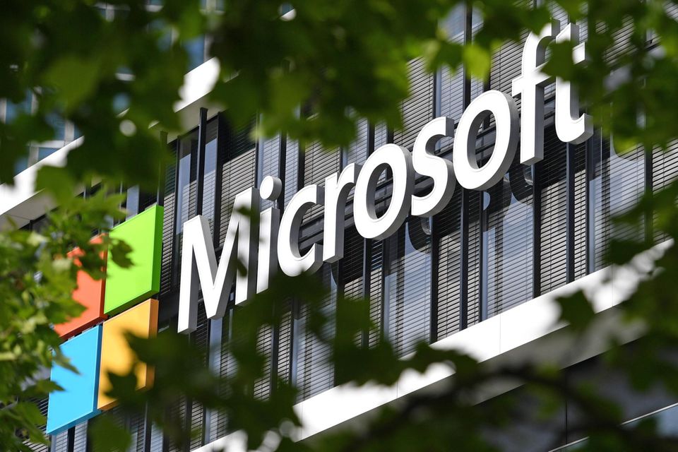 Microsoft-Schriftzug an der Deutschland-Zentrale in München