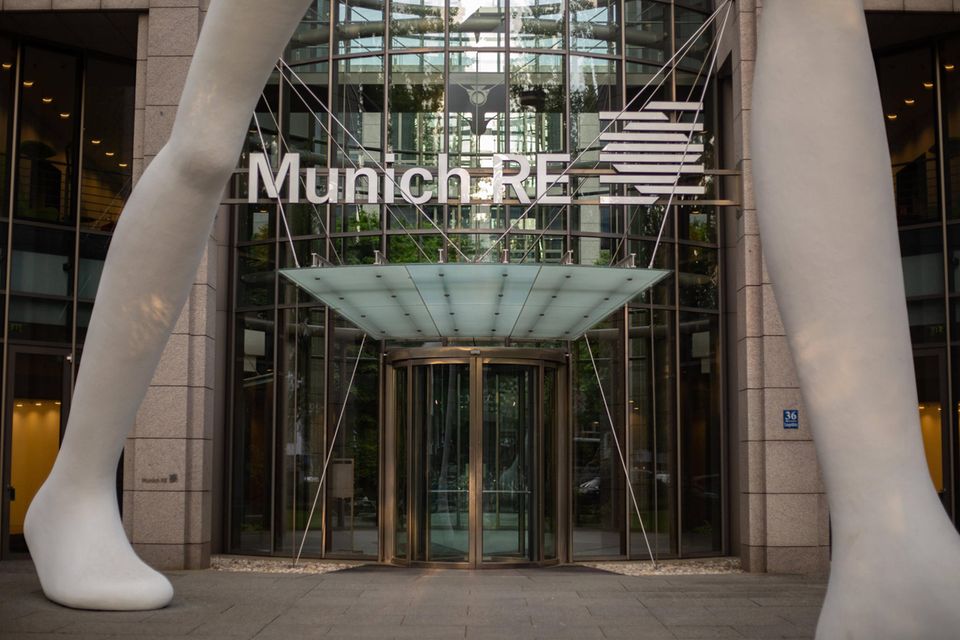 Der Rückversicherer Munich Re ist Dax-Konzern Nummer acht in der Zielliste von Bridgewater
