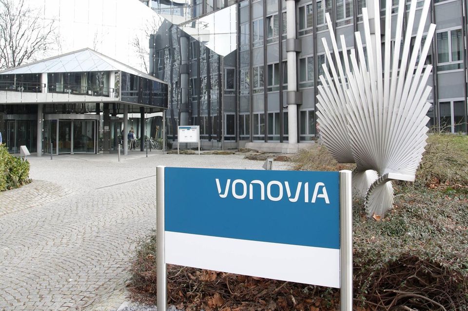 Der Wohnungskonzern Vonovia ist die kleinste Dax-Wette in der Liste, mit etwa 150 Mio. Euro