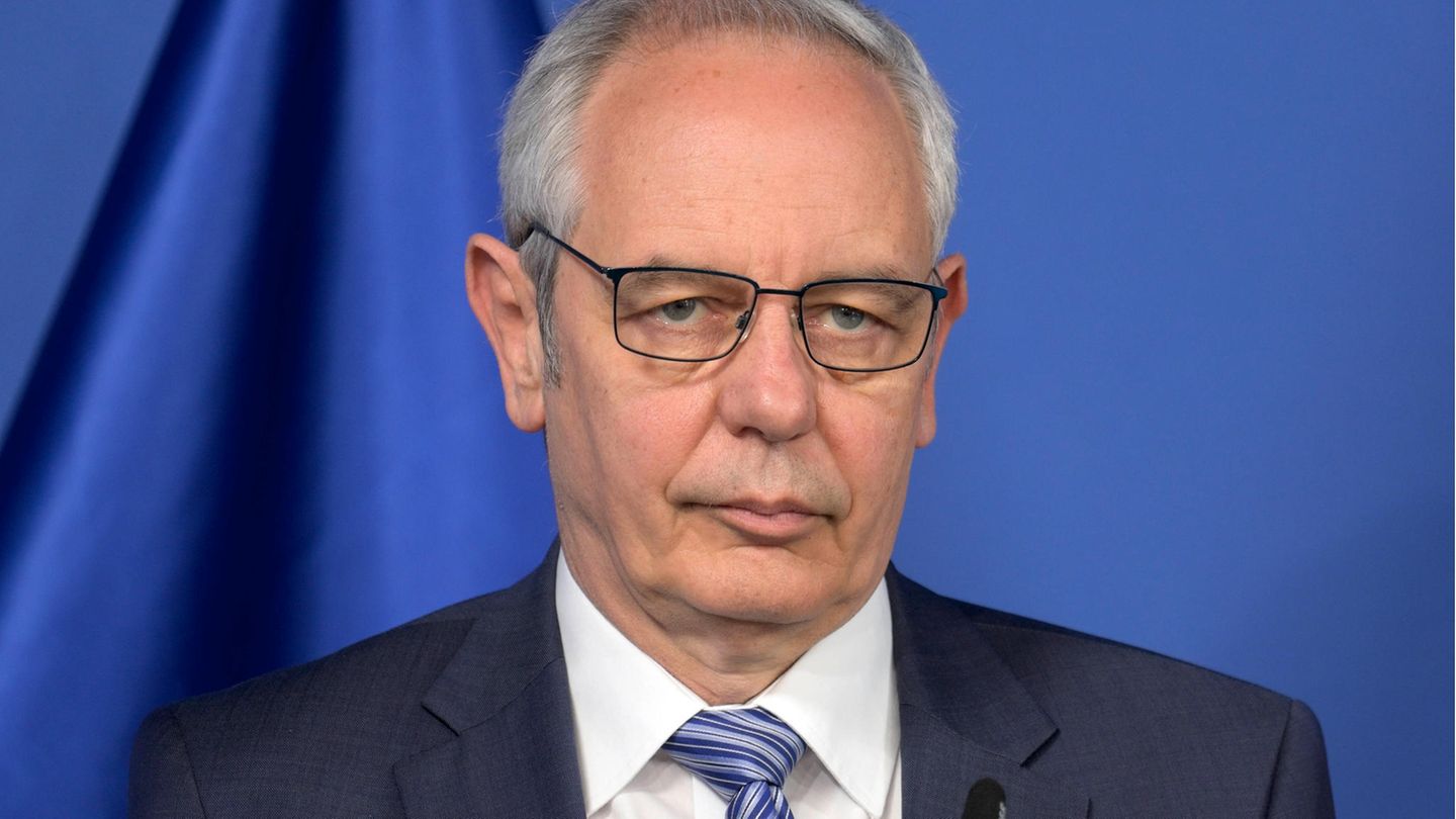 IGBCEChef Vassiliadis Konzerne wichtiger als „24 Grad im Wohnzimmer