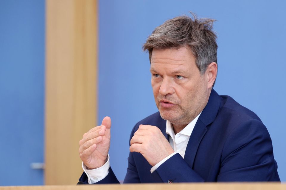 Robert Habeck spricht in der Bundespressekonferenz