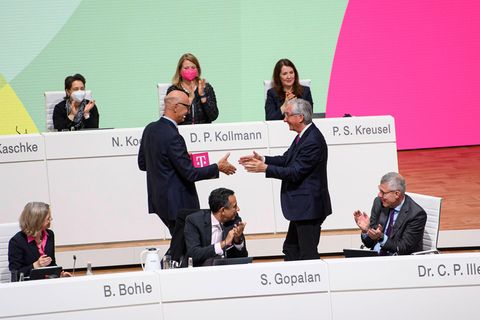 Die Deutsche Telekom hat als einziger Dax-Konzern ihre Hauptversammlung 2022 live abgehalten
