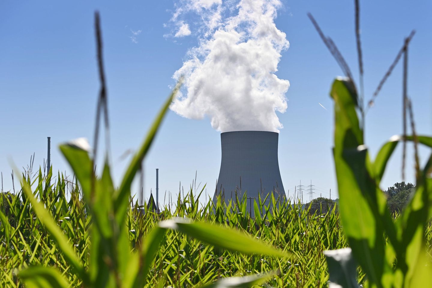 Isar 2 ist eines der drei noch aktiven deutschen Atomkraftwerke.