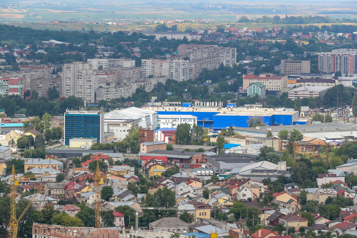 Lwiw gilt in Zeiten des Krieges als sichere Metropole im Westen der Ukraine, das macht sie attraktiv für viele Firmen