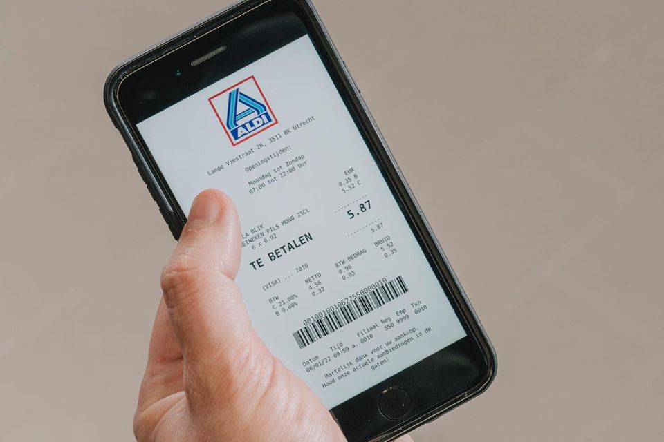 Kassenzettel kommen in der Testfiliale in Utrecht aufs Handy