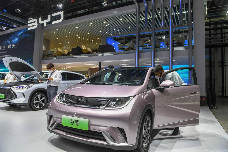 Der chinesische Autobauer BYD fährt wirtschaftlich auf der Überholspur