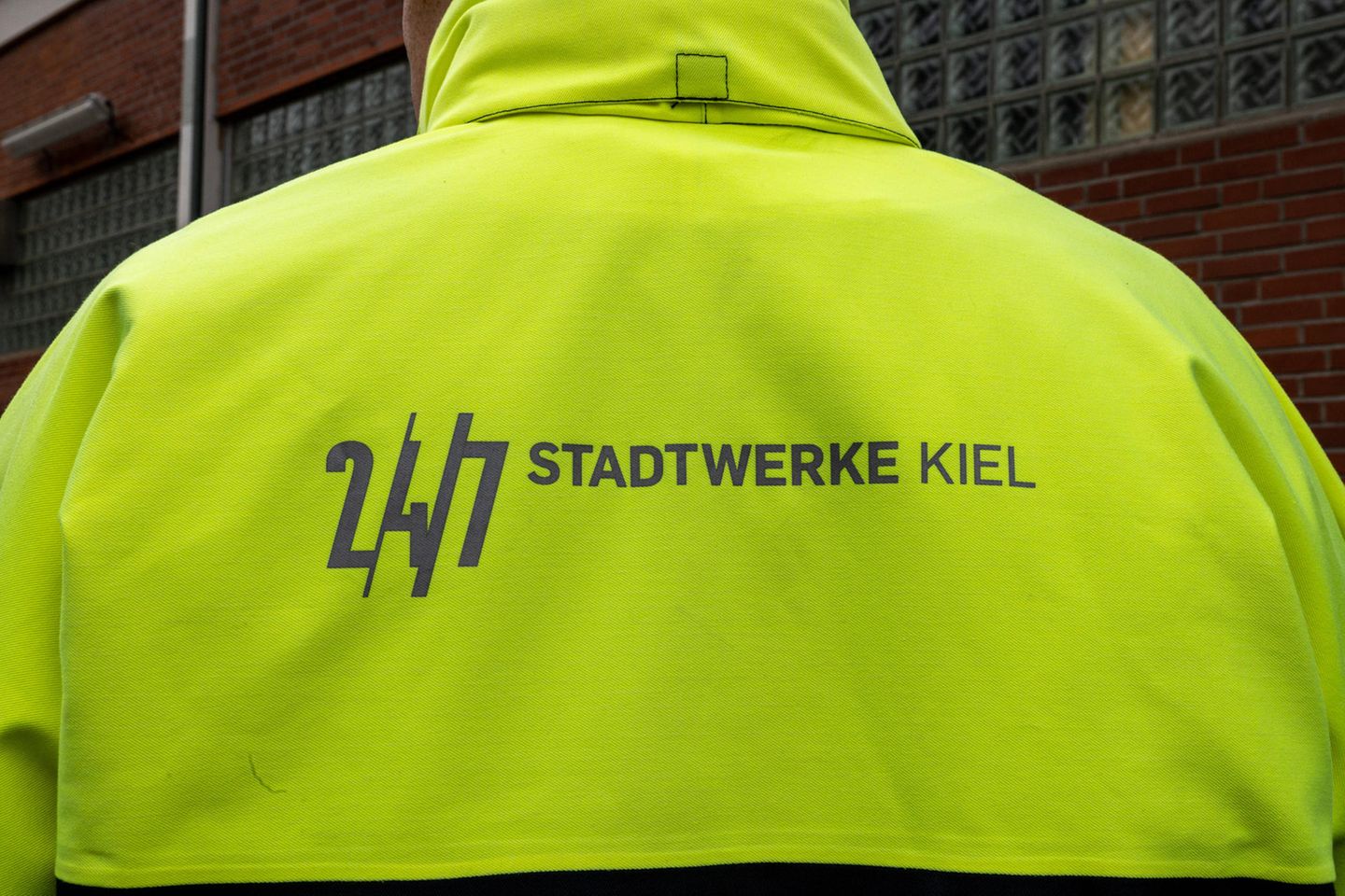 Mehr als 900 Mitarbeiter sind täglich für die Stadtwerke Kiel im Einsatz