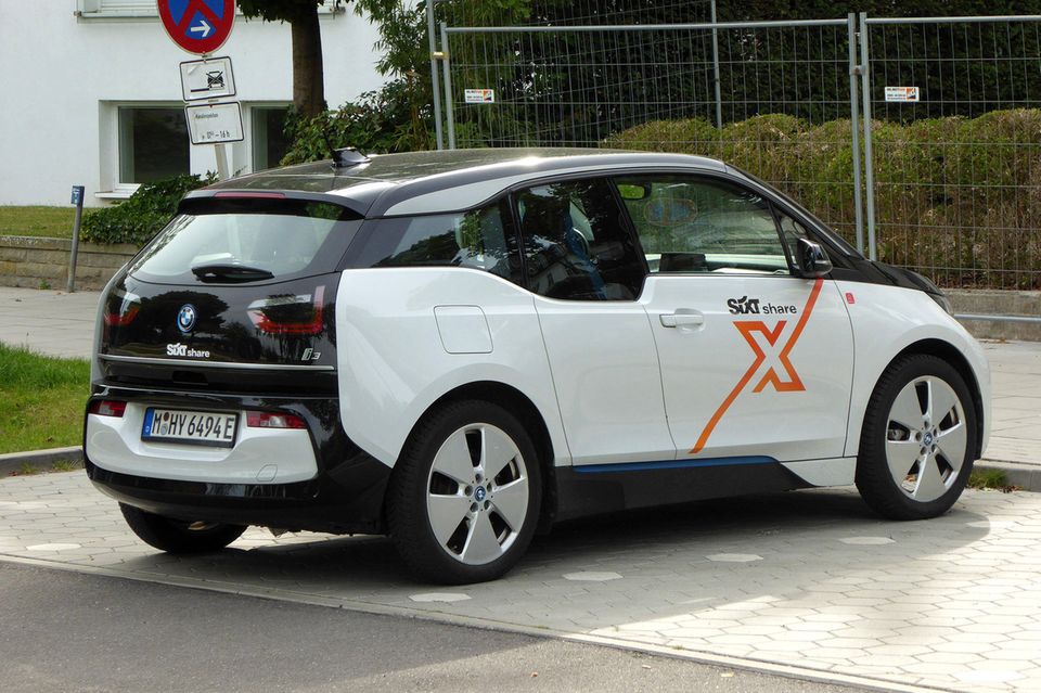 Dieses Sixt-Auto ist eines von etwa 30.200 Carsharing-Autos in Deutschland – bei etwa drei Millionen Nutzern