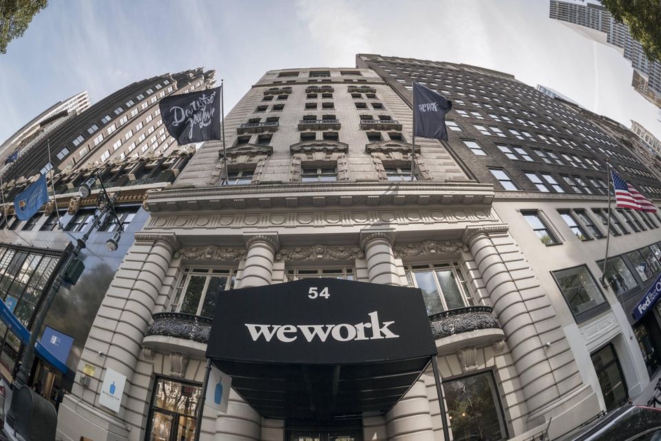 Ein WeWork-Gebäude in New York 2017, dem Jahr, als SoftBank mit Milliarden in die Gründung von Andreas Neumann einstieg