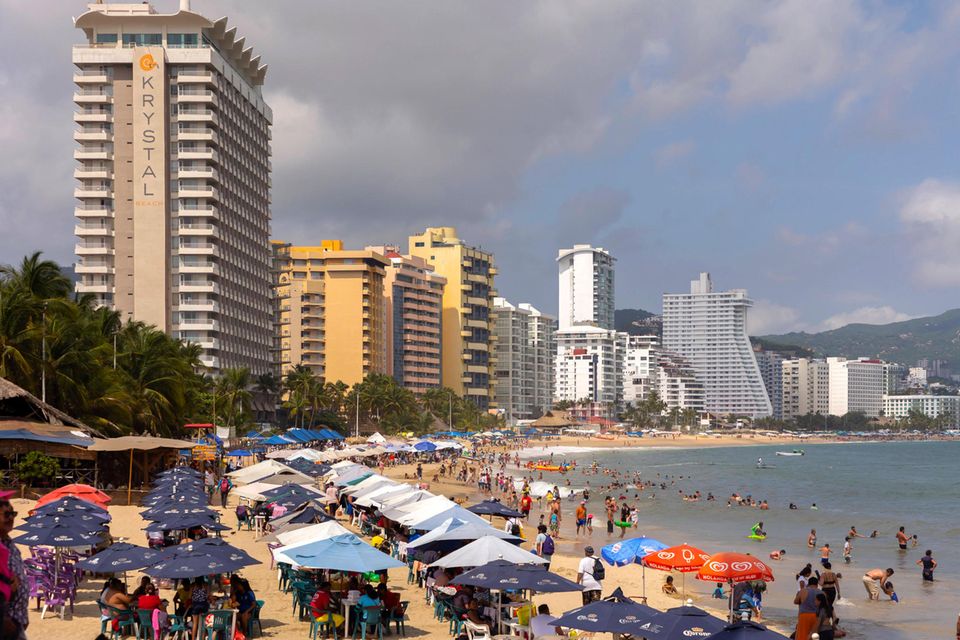 Ein Strand in Acapulco