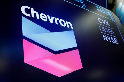 Chevron-Logo auf einem Bildschirm an der New Yorker Börse