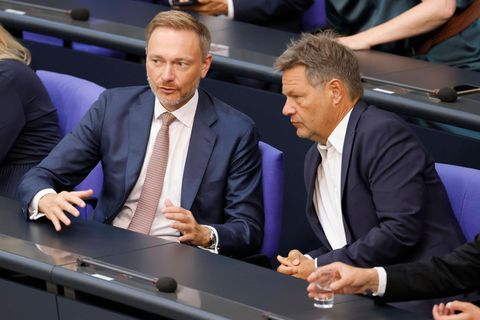 Christian Lindner und Robert Habeck auf der Regierungsbank des Bundestags am Mittwoch