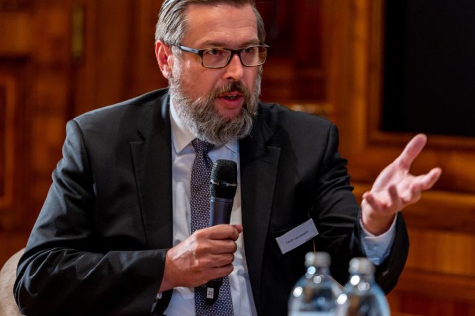 Ulrich Leuchtmann Ulrich Leuchtmann