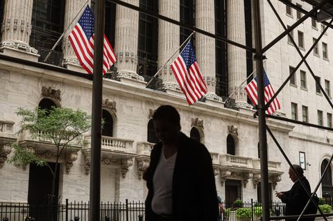 Wall Street in New York: Laut einer Umfrage rechnen Investoren mit einem schnellen Wiederaufstieg der USA