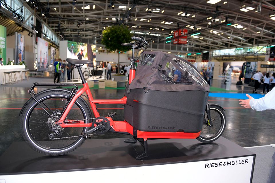 Riese & Müller sowie Giant teilten sich im Ranking der beliebtesten E-Bike-Hersteller Platz sieben. Ihre Elektrofahrräder kamen auf dem Vergleichsportal auf einen Marktanteil von jeweils 3,0 Prozent.