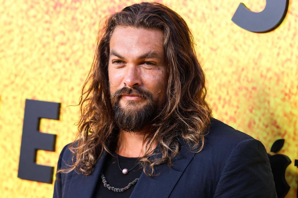 Fortsetzungen von Kinohits sind für die Hauptdarsteller mittlerweile die großen Geldbringer. Jason Momoa konnte seine Gage im zweiten Teil der DC-Comics-Verfilmung „Aquaman“ laut der US-Branchenzeitung „Variety“ quasi verdoppeln. Er landete mit 15 Millionen US-Dollar auf Platz 13 der aktuellen Bestverdiener-Charts 2022 für Hollywood ...