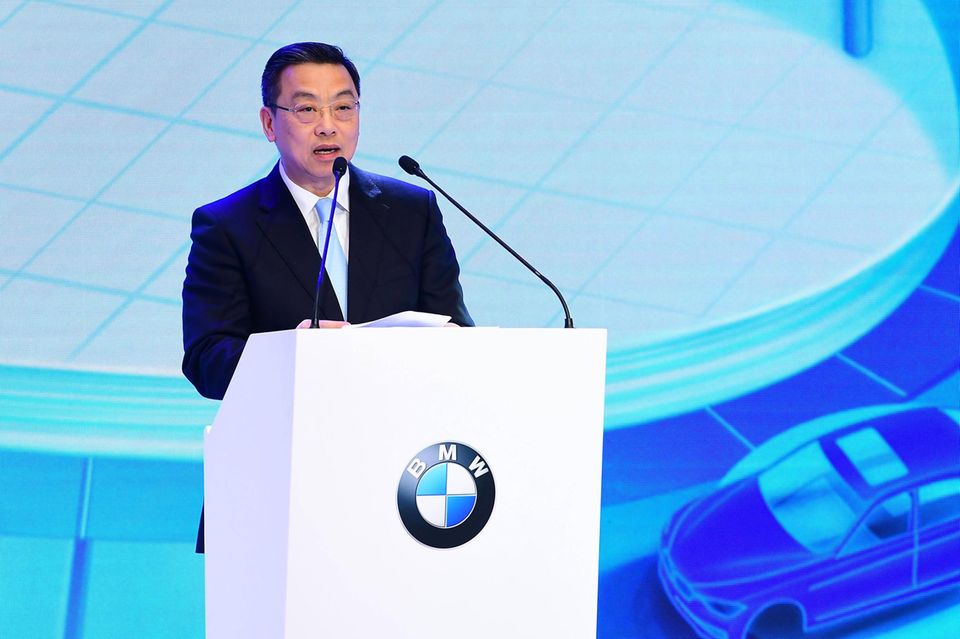 Wu Xiao, der Vorsitzende von BMW Brilliance, bei einer Rede im Jahr 2018 im BMW-Werk Tiexi in Shenyang, Provinz Liaoning, China