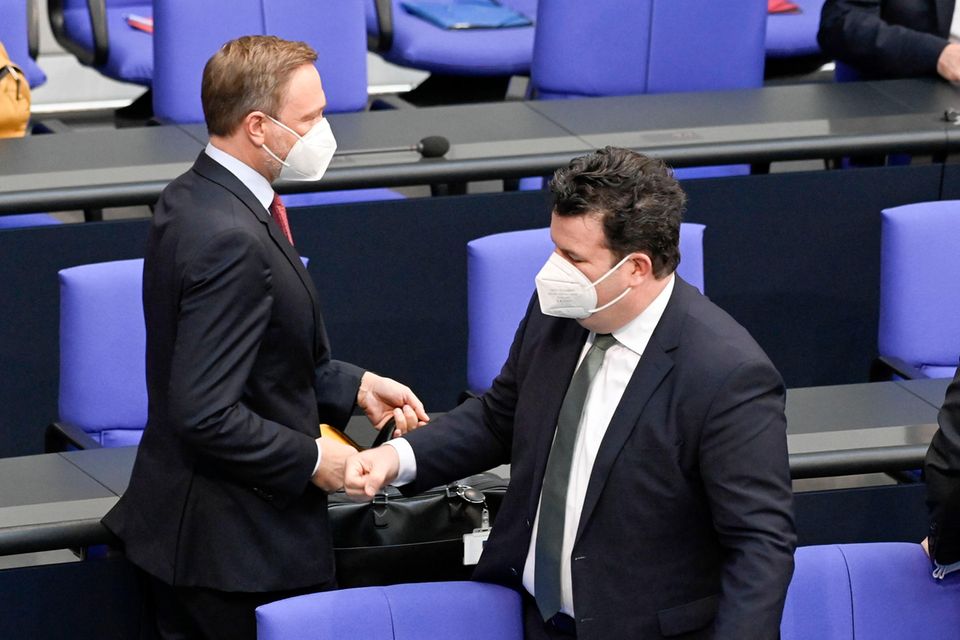 Finanzminister Christian Lindner (FDP, li.) und Arbeitsminister Hubertus Heil (SPD)