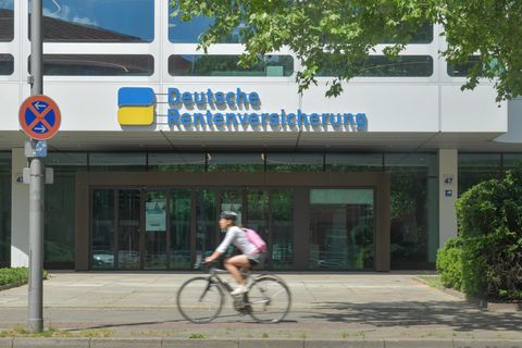 Wer seine Rente aufbessern will, kann sich dieses Jahr günstig Rentenpunkte sichern
