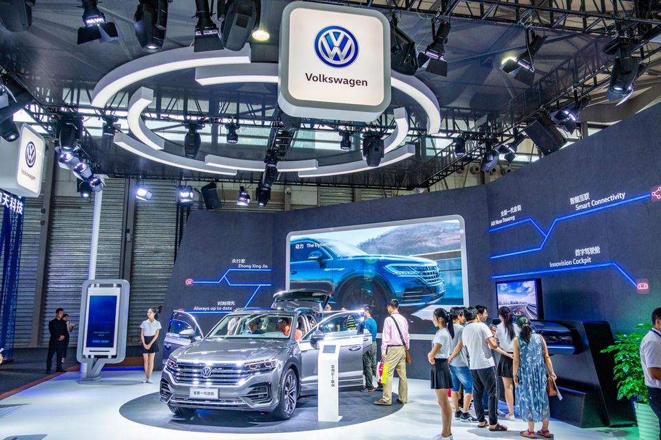Ein Messestand von Volkswagen