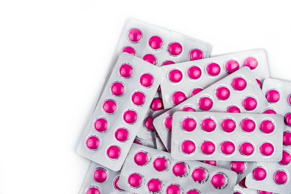 Fieber- und Schmerzmittel basieren auf den Wirkstoffen Paracetamol oder Ibuprofen 