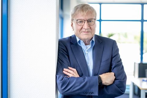 Dieter Schäfer leitet seit 37 Jahren die Deutsche Steinzeug
