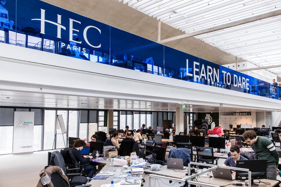 Die HEC Paris gehört zu den bekanntesten Business Schools, aber ist sie auch die beste?