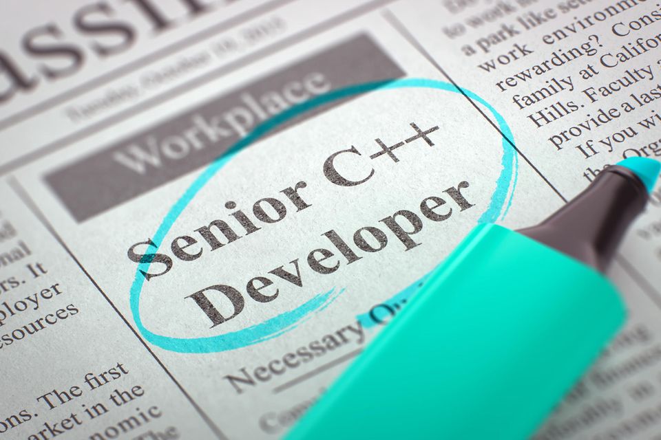 ...am Ende der Top 10 der am häufigsten nachgeschlagenen Jobs auf Xing 2022. Am größten war unter Jobsuchende noch das Interesse am IT-Leiter. Er kam auf Platz acht, gefolgt vom Systemadministrator und dem IT-Support-Spezialisten. Nur ein Beruf schaffte es sowohl bei Unternehmen als auch bei Arbeitnehmern in den die Top 10. Es waren die Berater, die bei Usern auf Platz fünf, bei Unternehmen auf Rang sechs kamen. Stattdessen...