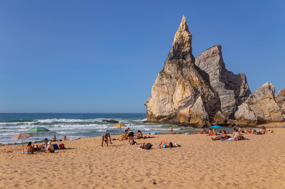 Sieben der zehn laut dem Index aktuell friedlichsten Länder gehören zu Europa. Portugal rangierte mit einem Endergebnis von 1,301 auf dem siebten Platz. Es bekam die schlechteste Note für den Index „Sicherheitskräfte & Polizei“ (3,3). Die Bestnote 1,0 gab es dagegen für den Zugang zu Waffen und die Zahl von Terroranschlägen.