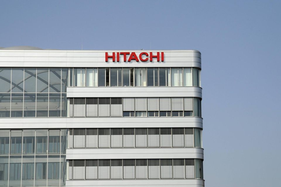Einige der Aufzüge im Ping An Finance Center stammen neben Schindler auch von Hitachi Elevator. Die 1994 gegründete chinesische Firma hat zudem das Guangzhou CTF Finance Centre mit Liftanlagen ausgestattet. Das 2016 eröffnete Gebäude ist mit 530 Metern die Nummer sieben im Ranking der höchsten Wolkenkratzer der Welt.