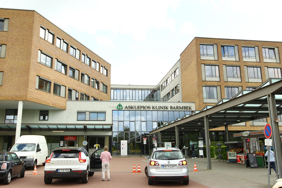Die Asklepios Kliniken haben den zweiten Platz aus dem Jahr 2007 gehalten. Das gelang mit einem fast verdreifachten Jahresumsatz. Er wuchs laut Statista von 1,86 auf 5,12 Milliarden Euro.
