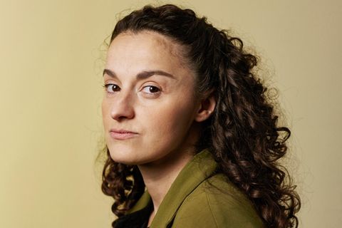 Esra Küçük