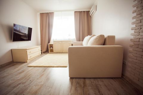 In Großstädten werden immer mehr Mietwohnungen möbliert angeboten