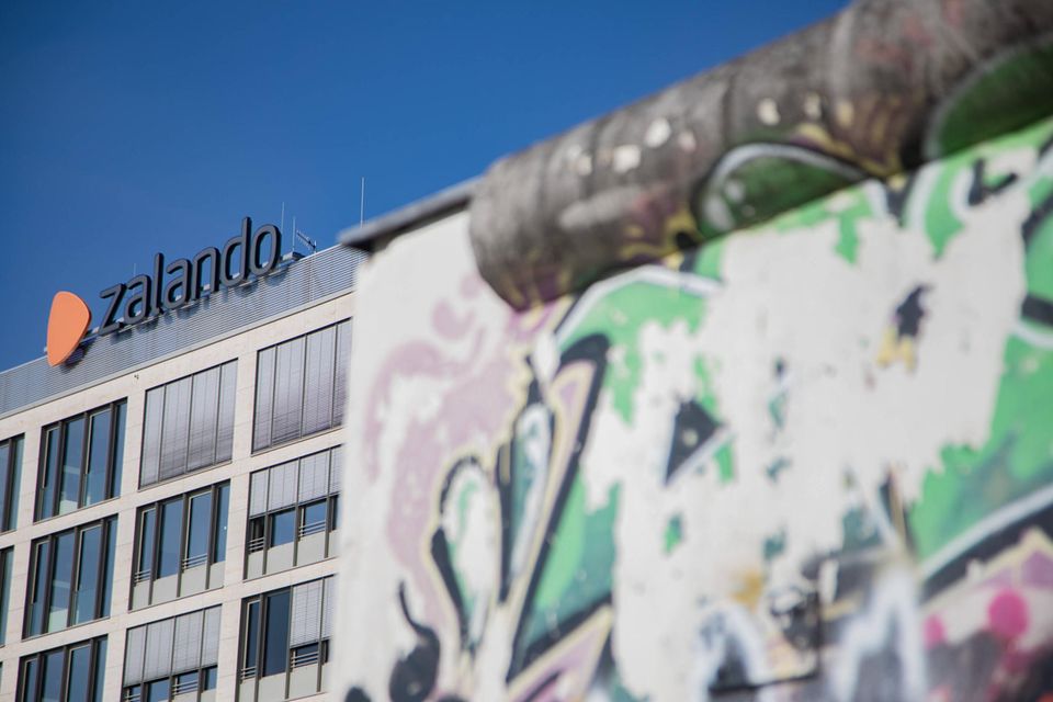 Headquarter des Online-Modehändlers Zalando an der Berliner East Side Gallery