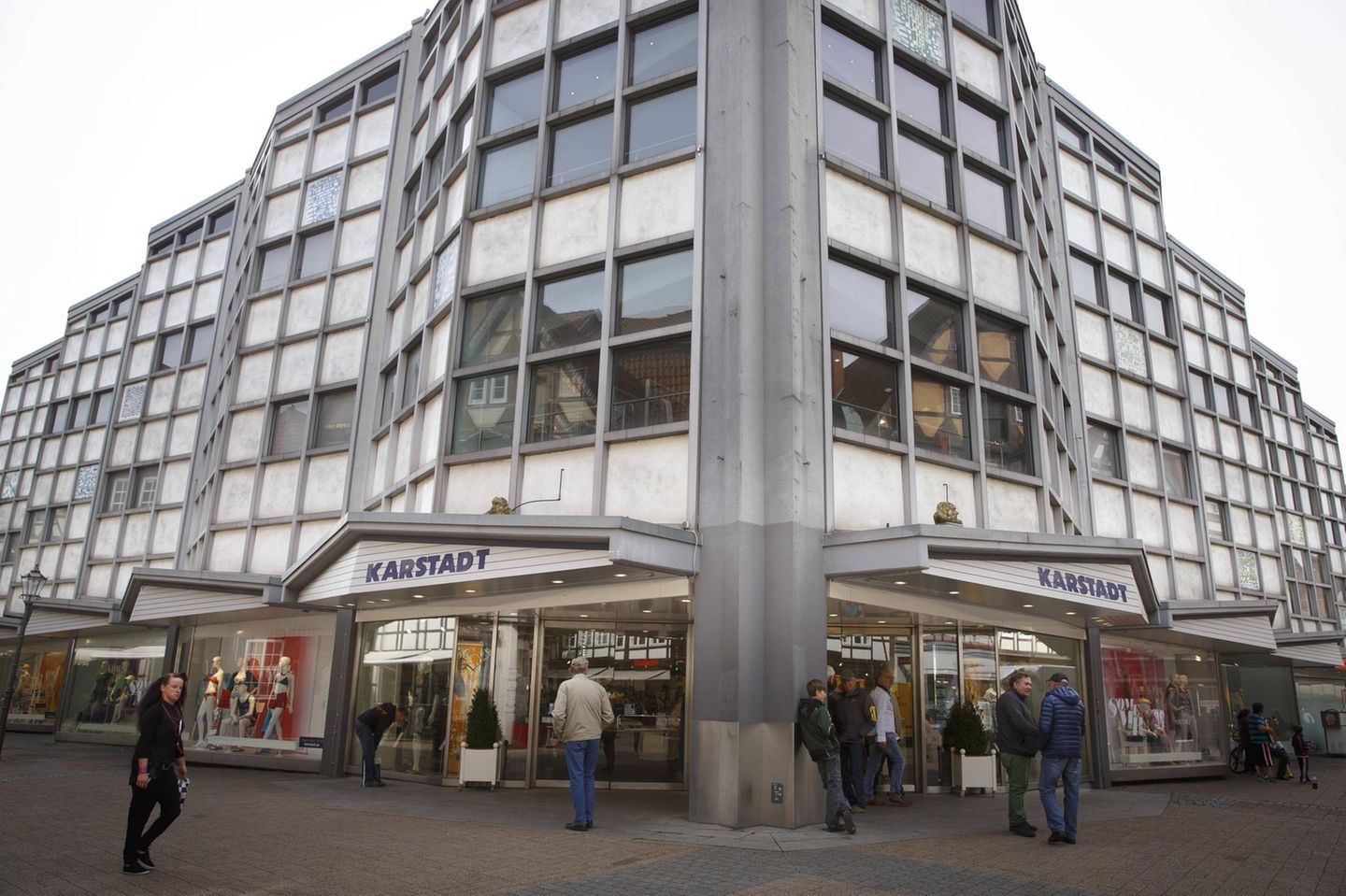 Die Galeria Karstadt-Filiale befindet sich seit 1929 mitten in der Celler Innenstadt. Ende Juni 2023 wird sie nun geschlossen
