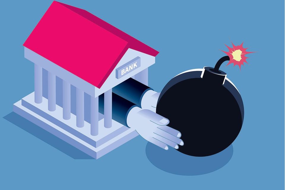 Credit Suisse: Eine Illustration einer Bank, aus der Hände kommen, die eine Bombe halten