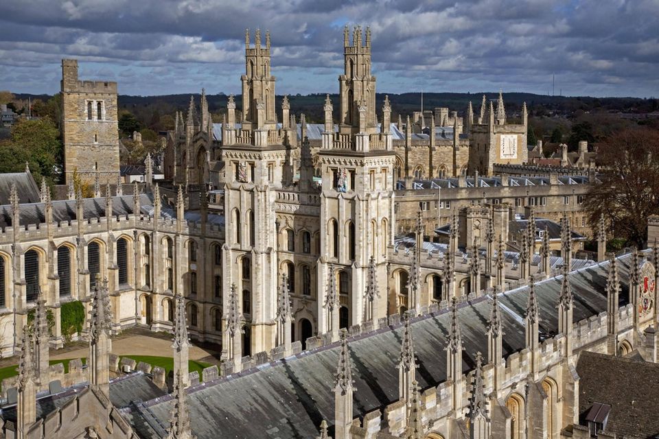 Luftaufnahme des All Souls College in Oxford, Oxfordshire