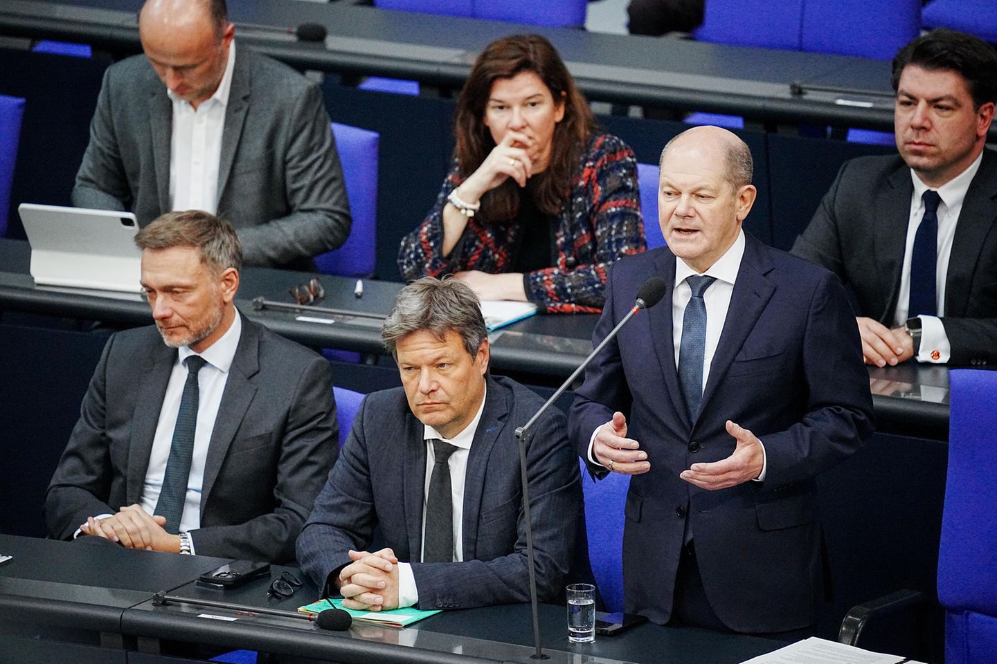 Begeisterung sieht anders aus: Die führenden Ampel-Koalitionäre bei der Fragestunde diese Woche im Bundestag