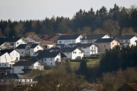 Blick auf Pfarrkirchen: Bei der Grundsteuerreform sind noch immer viele Fragen offen