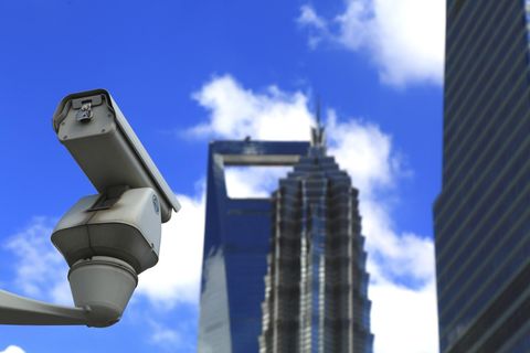 In China gehören Überwachungskameras zum Straßenbild - auch im Finanzviertel Shanghais