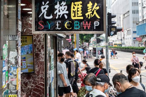 Wechselstube in Hongkong: Die Abwertung des US-Dollar hat auch mit der Stärke anderer Währungen zu tun