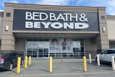 Eingang einer Filiale von Bed Bath & Beyond in den USA