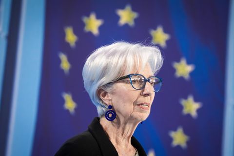 EZB-Präsidentin Christine Lagarde spricht auf einer Pressekonferenz
