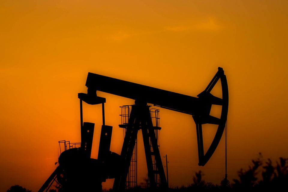 Ölpumpe in Saudi-Arabien: Das Land ist nach den USA der zweitgrößte Produzent weltweit