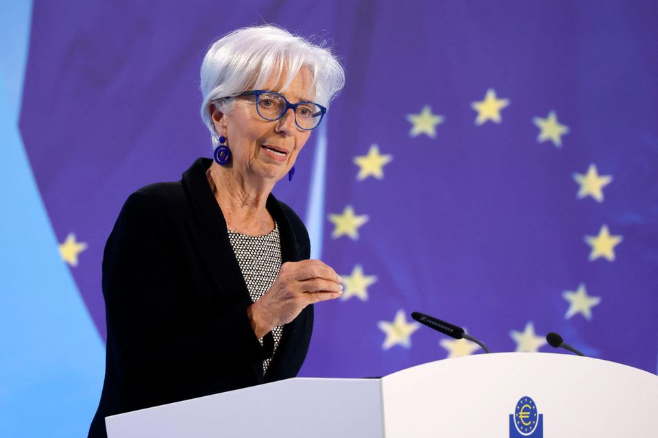 EZB-Präsidentin Christine Lagarde spricht bei einer Pressekonferenz