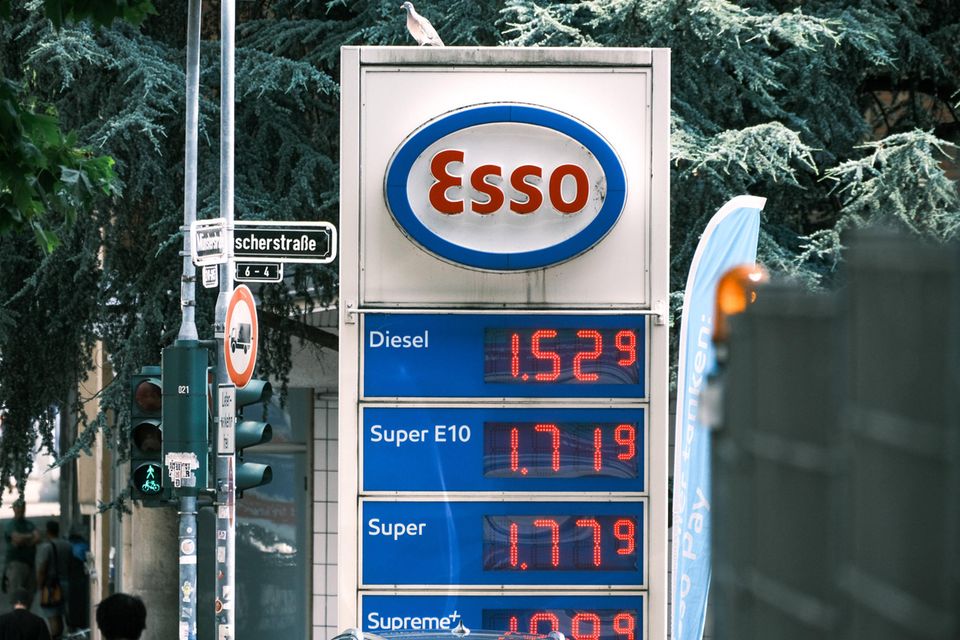 Die Preise für Benzin und Diesel sind in Deutschland seit Monaten rückläufig oder zumindest stabil