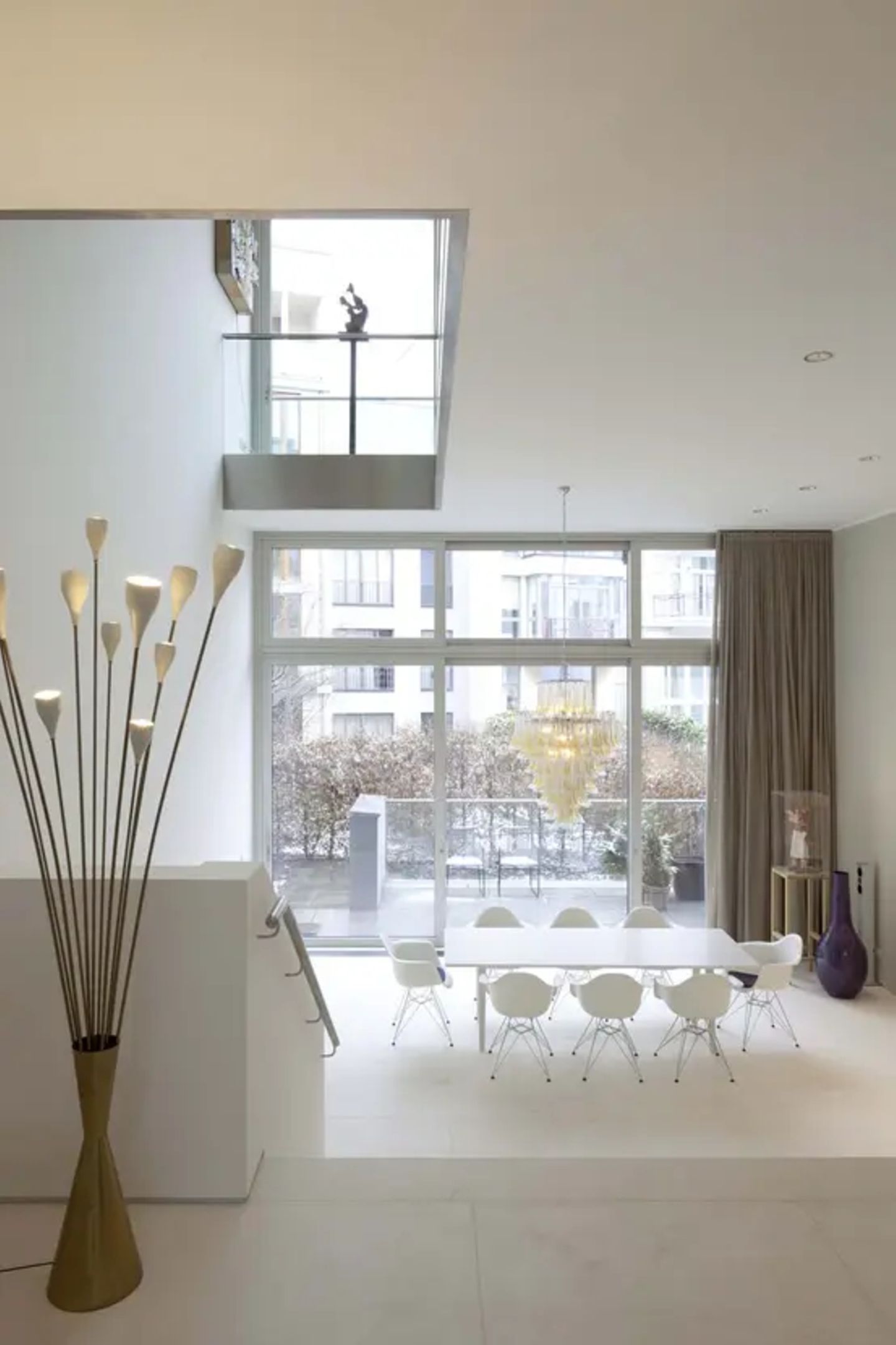 Platz 7: Berlin-Mitte, 12.000 Euro kalt  "Architektur der Extraklasse" verspricht dieses Townhouse im Herzen der Hauptstadt.